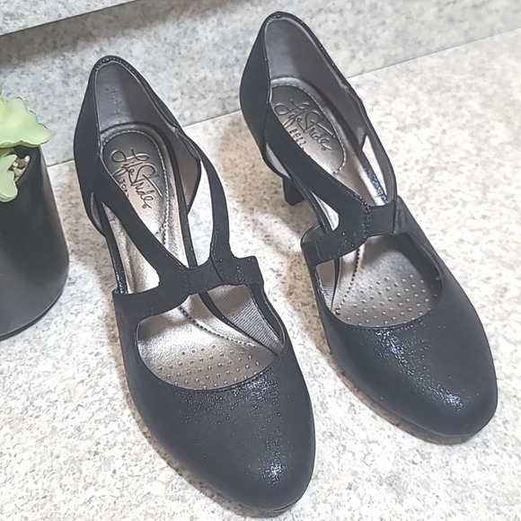 Life Stride Soft System Stylish Black Women's Shoes - Picture 5 of 9